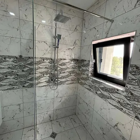 денерис Apartman Dobrics